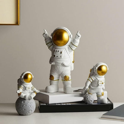 Astronaut Statue Ornament
